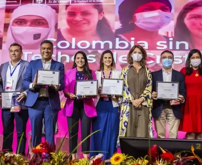 La Vicepresidencia de la República y la Consejería Presidencial para la Equidad de la Mujer galardonaron a la Alcaldía de Barrancabermeja como una de las 10 alcaldías del país que más protegen a las mujeres