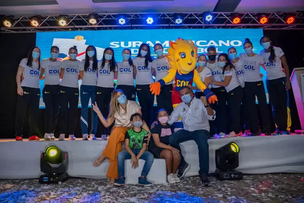 En presencia de la Selección Colombia, Barrancabermeja hizo oficial el campeonato Suramericano de voleibol Femenino Mayores