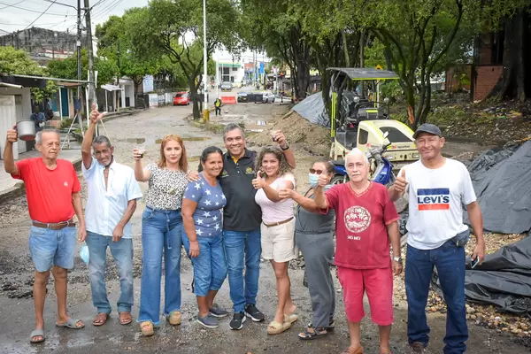 En el barrio Provivienda estuvimos en compañía de nuestra gente  recorriendo las obras de bacheo y reparcheo del Sector del Uno
